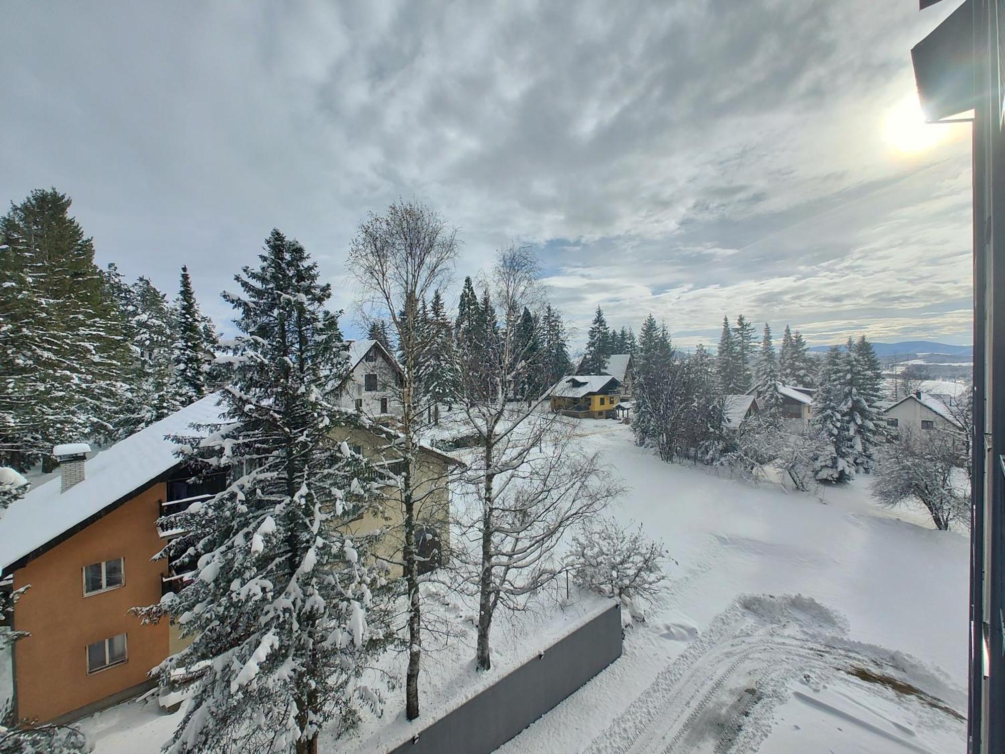 Aparthotel Velika Recepcija Cc Magnet Zlatibor Exteriér fotografie